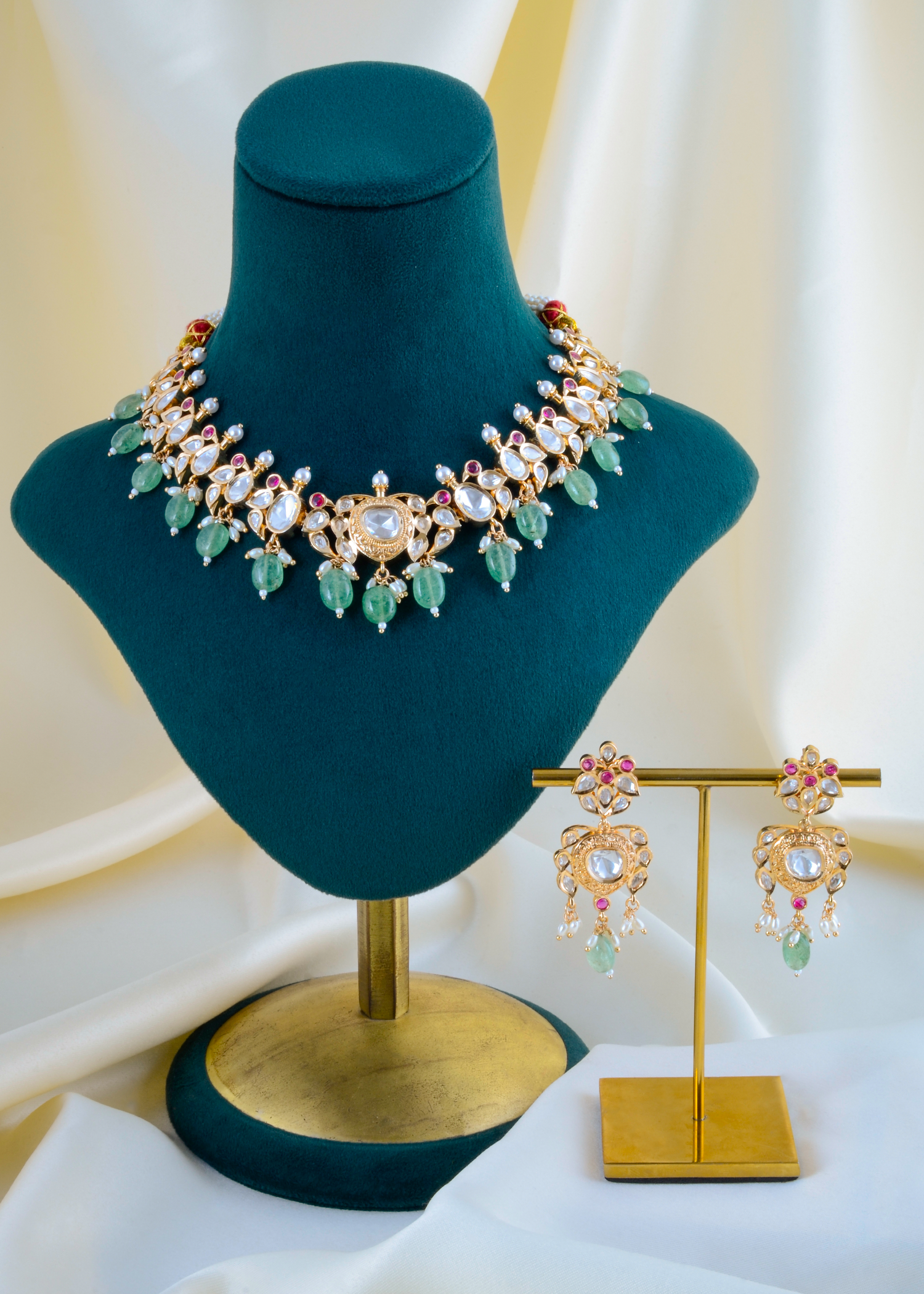 Emerald Radiance Kundan Necklace Set (Yellow Gold) NEC001500