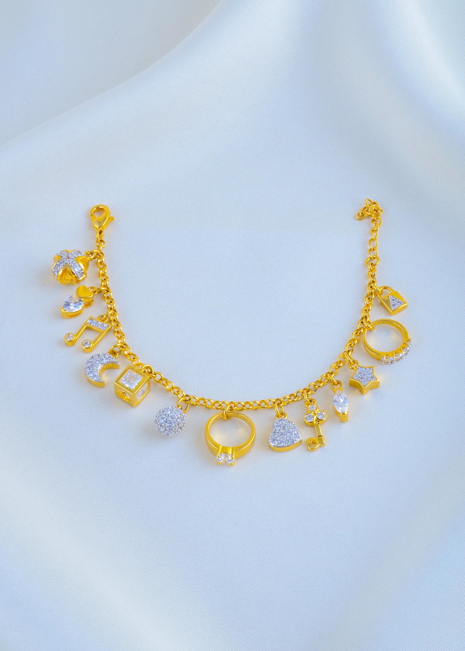 Charm Luxe Bracelet (Yellow Gold) BRA001723 Charm Luxe Bracelet (Yellow Gold) BRA001723 - Image 1