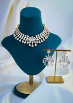 Traditional Tayaani Kundan Necklace Set (Yellow Gold) NEC000992