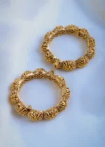 Traditional Carving Bangles (Antique Gold) BAN000984 - Image 4