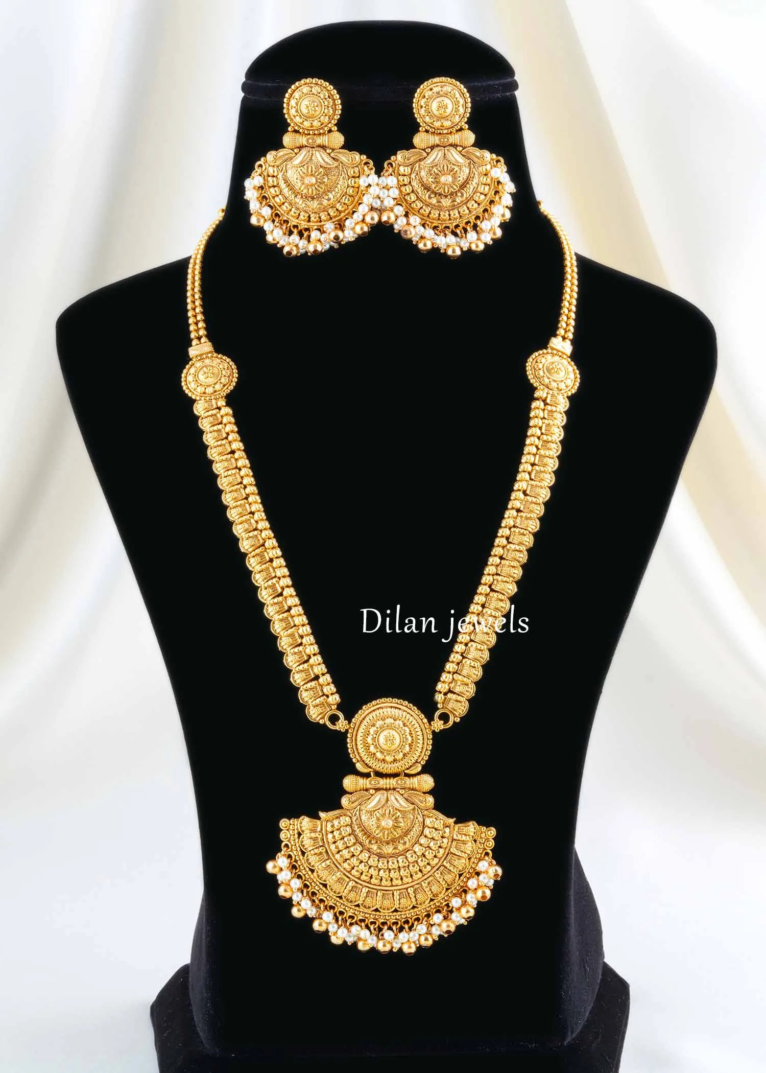 Gold Plated Traditional Necklace Set- NEC002958 Gold Plated Traditional Necklace Set- NEC002958 - Image 1