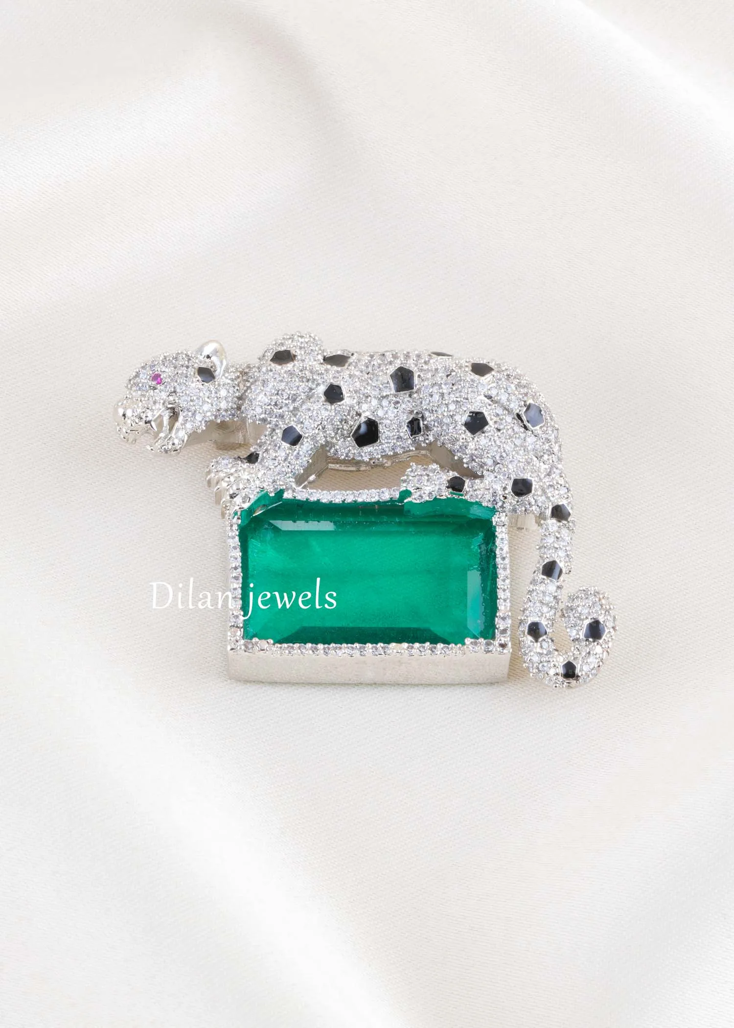 Green Silver Plated Diamond Brooch- BRO002948 Green Silver Plated Diamond Brooch- BRO002948 - Image 1