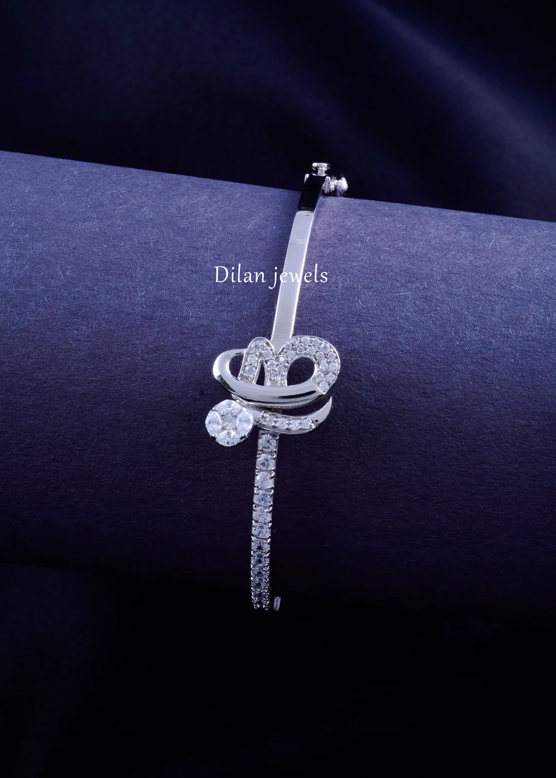 925-Silver-Eternal-Knot-Diamond-Bracelet-Silver-BRA002416a 925 Silver Eternal Knot Diamond Bracelet (Silver) BRA002416 - Image 1