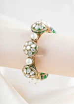 Emerald Green Kundan Pearl Bracelate (Yellow Gold) BRA002483