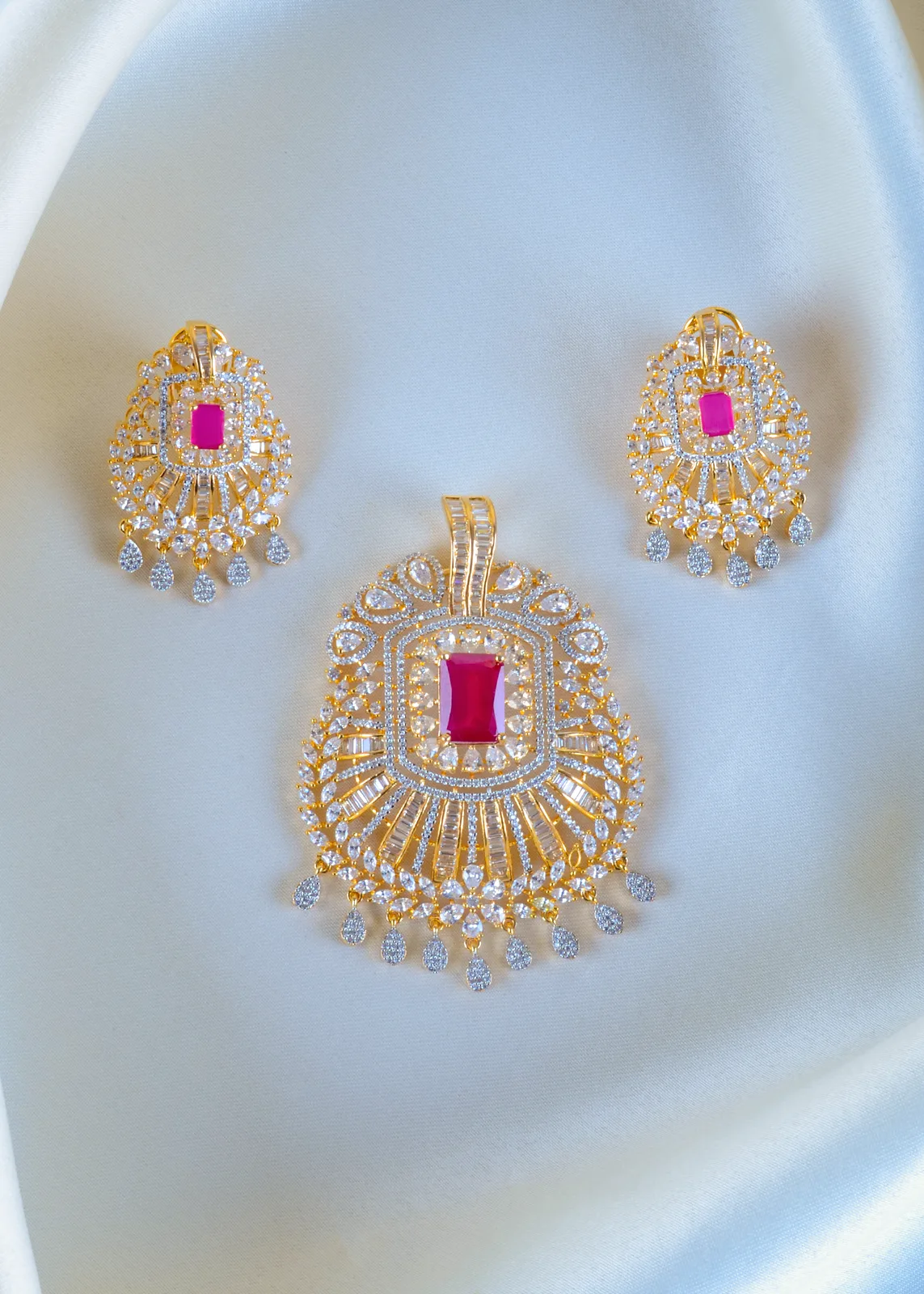 Bold-Ruby-Pendant-Set-Yellow-Gold-PSET01338a Bold Ruby Pendant Set (Yellow Gold) PSET01338 - Image 1