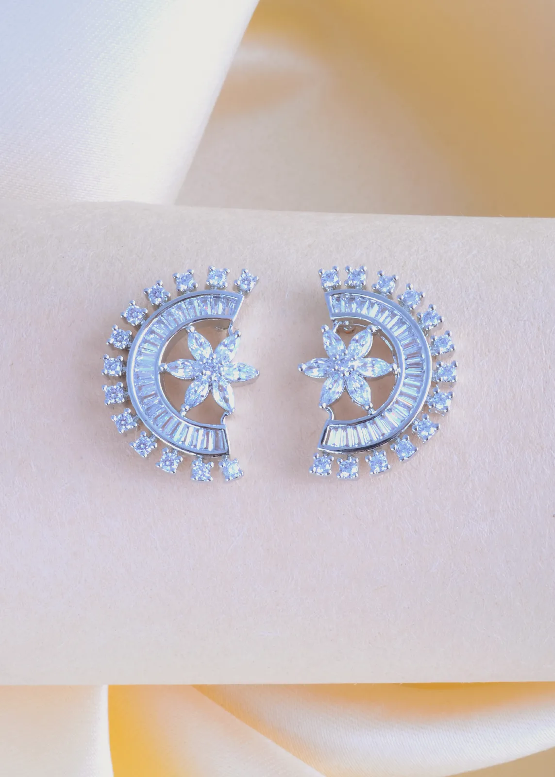 C-shape-Studs-Silver-EAR000879a C shape Studs (Silver) EAR000879 - Image 1