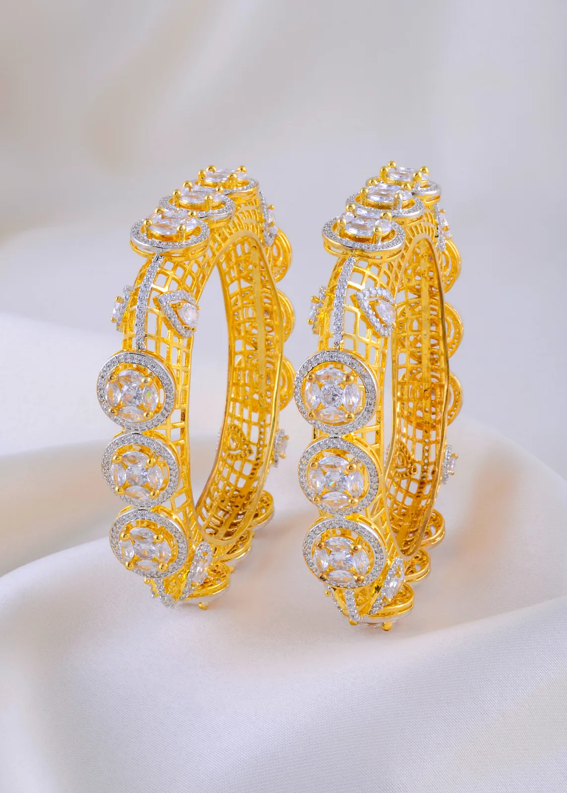 Celestial-Halo-Bangles-Yellow-Gold-BAN002029a Celestial Halo Bangles (Yellow Gold) BAN002029 - Image 1