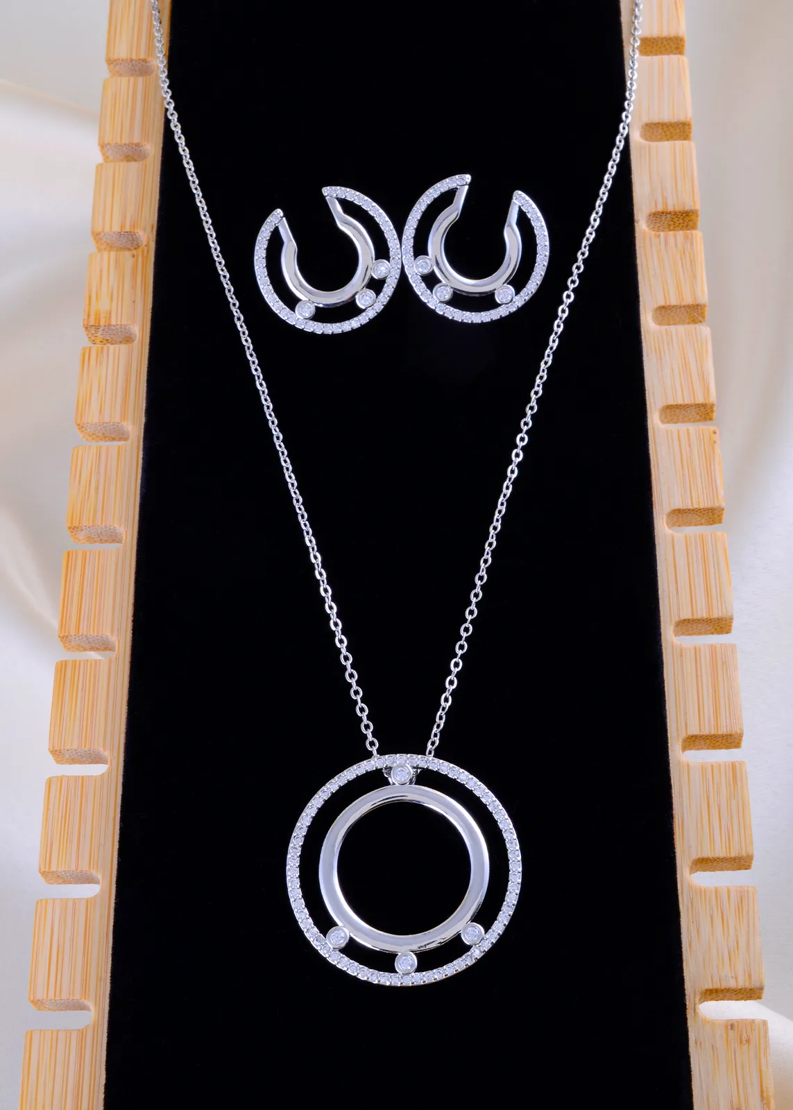 Celestial-Orbit-Locket-Set-Silver-NEC001990a Celestial Orbit Locket Set (Silver) NEC001990 - Image 1