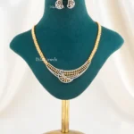 Chandrika Curve Necklace Set (Yellow Gold) NEC002603