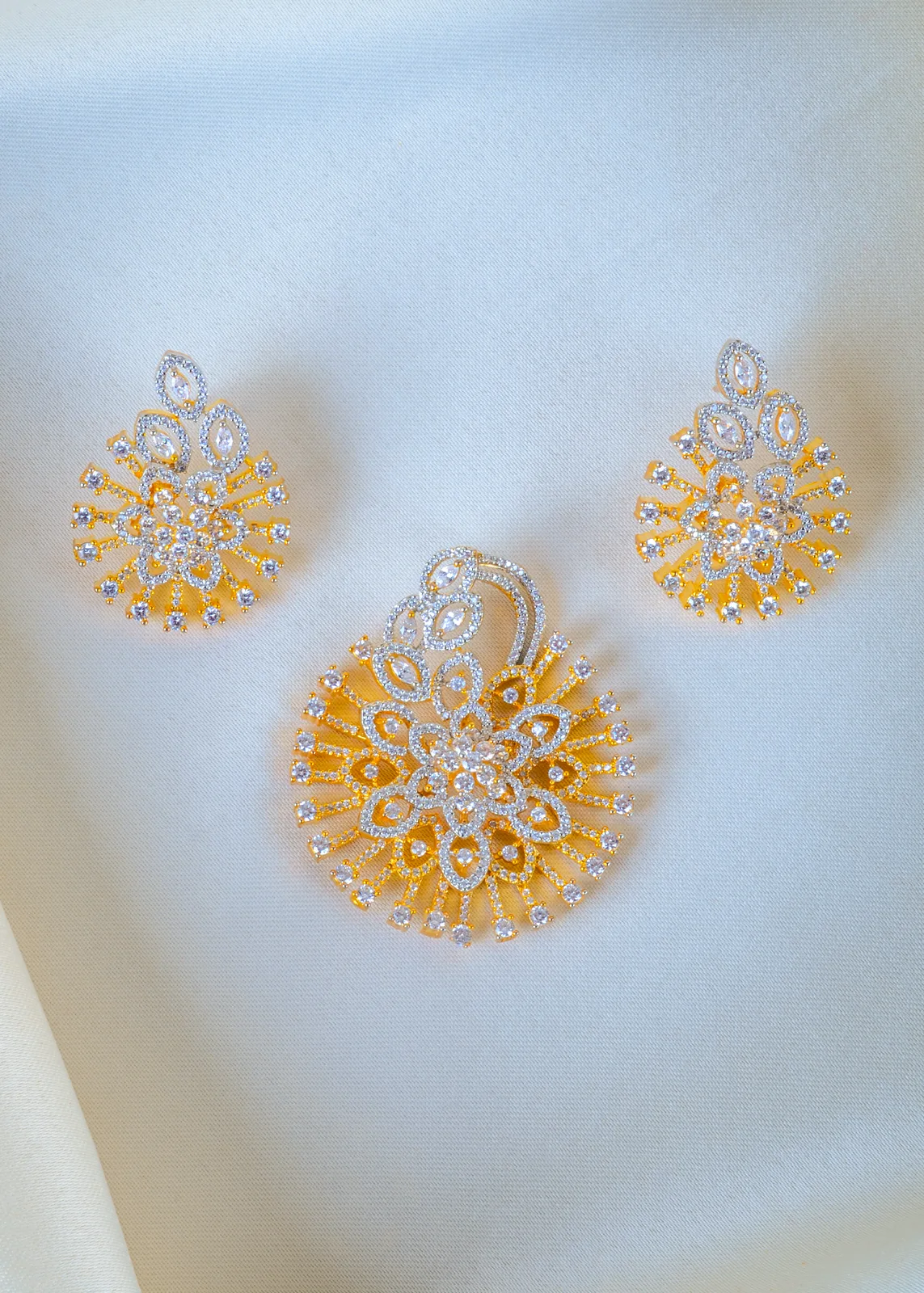 Classic-Diamond-Pendant-Set-Yellow-Gold-PSET01342a Classic Diamond Pendant Set (Yellow Gold) PSET01342 - Image 1
