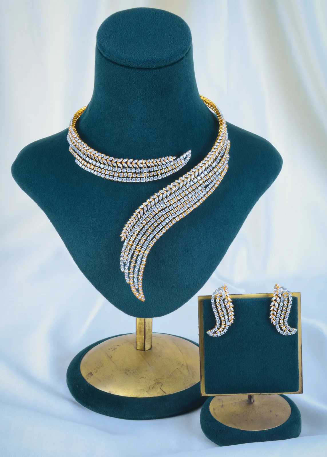 Collar-Hasli-Necklace-Set-Yellow-Gold-NEC001189a Collar Hasli Necklace Set (Yellow Gold) NEC001189 - Image 1