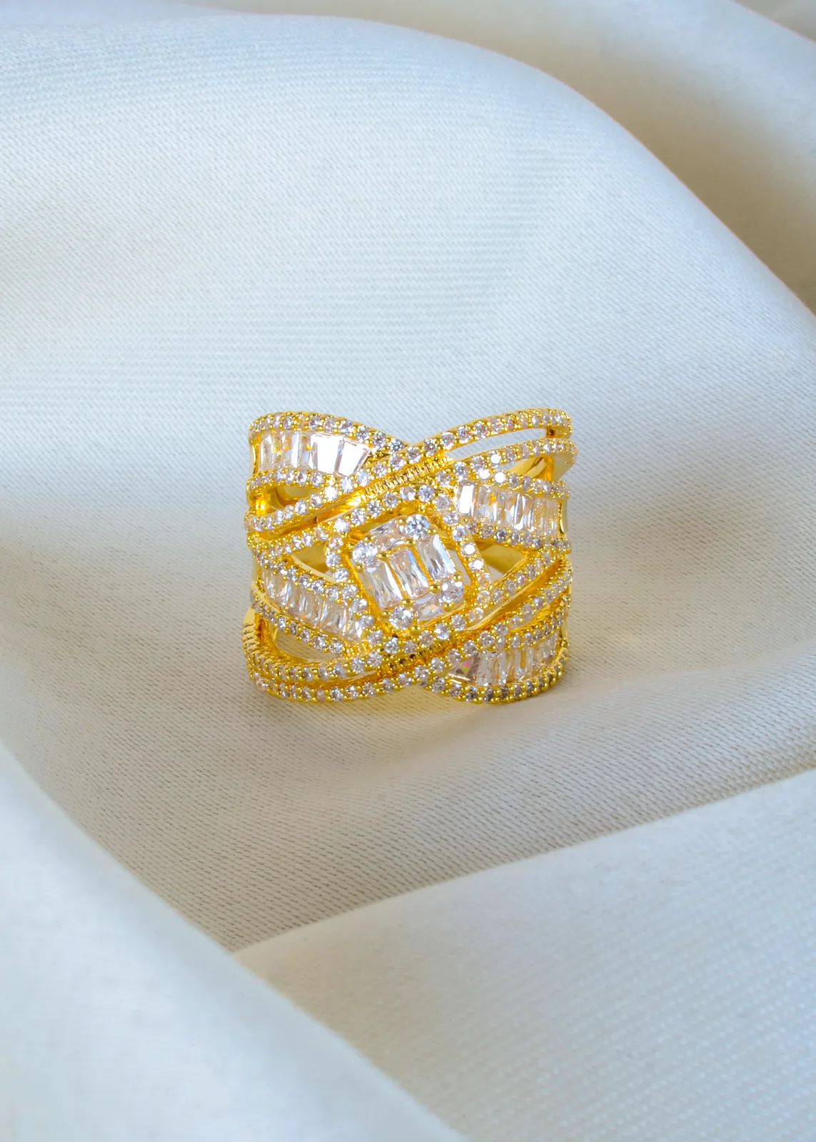 Crossover-Bridge-Bagguette-Ring-Yellow-Gold-RING01410a Crossover Bridge Bagguette Ring (Yellow Gold) RING01410 - Image 1