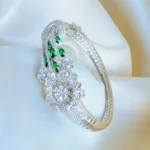 Designer Loop Green Bracelet (Silver) BRA001152