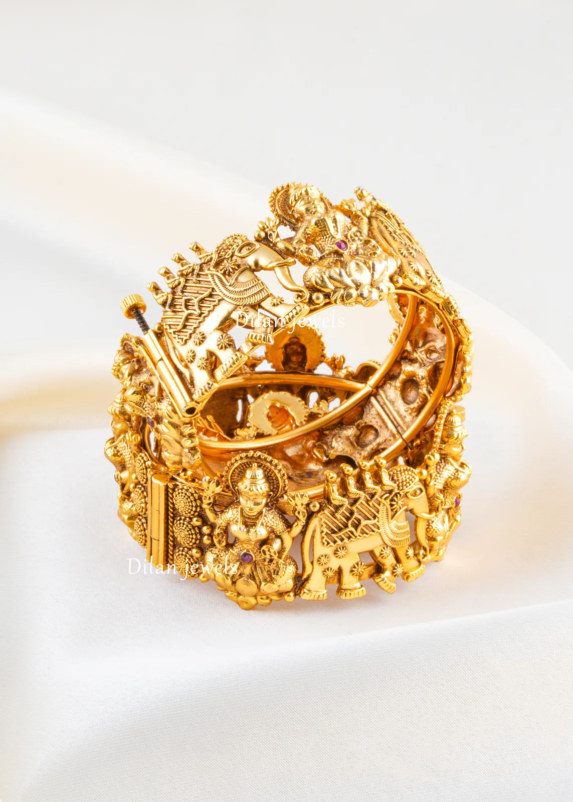 Devlok-Temple-Bangle-Yellow-Gold-BAN002550 Devlok Temple Bangle (Antique Gold) BAN002550 - Image 1