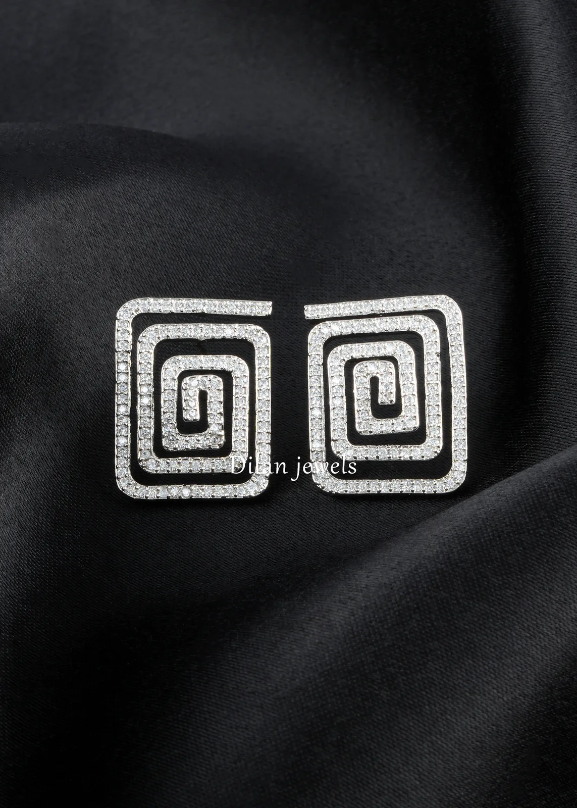 Diamond-Geometric-Pattern-Earrings-Silver-EAR002457a Diamond Geometric Pattern Earrings (Silver) EAR002457 - Image 1