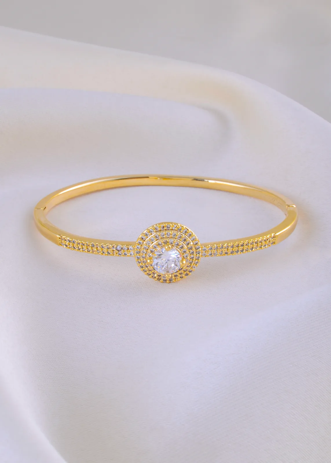 Diva-Sparkle-Bracelet-Yellow-Gold-BRA001876a Diva Sparkle Bracelet (Yellow Gold) BRA001876 - Image 1