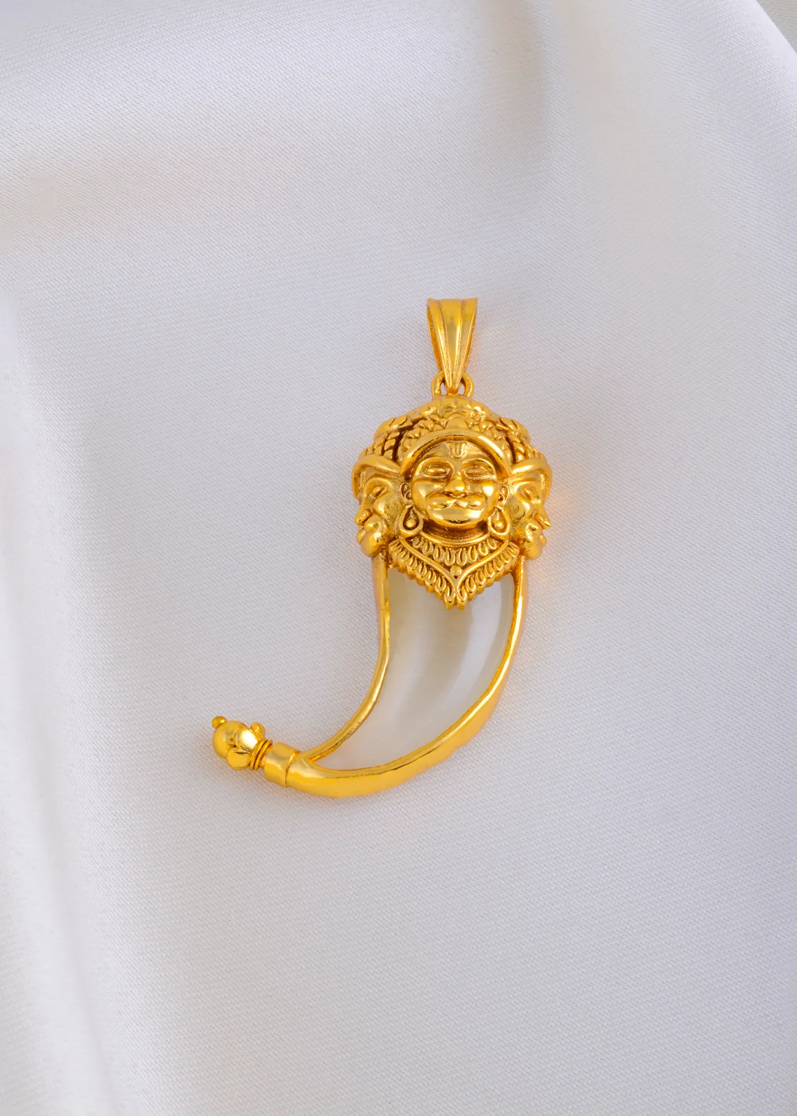 Divine-Puligoru-Locket-Antique-Gold-LOC001986a Divine Puligoru Locket (Antique Gold) LOC001986 - Image 1
