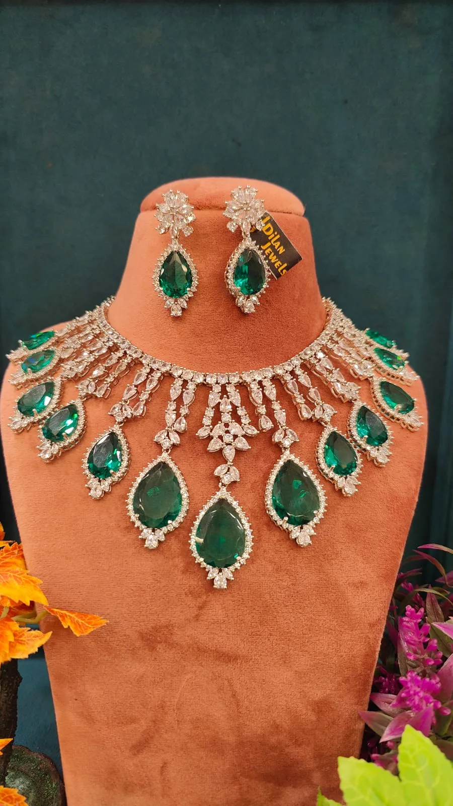 Drop-Emerald-Green-Necklace-Set-White-Gold-NEC08122208a Drop Emerald Green Necklace Set (White-Gold)- NEC08122208 - Image 1
