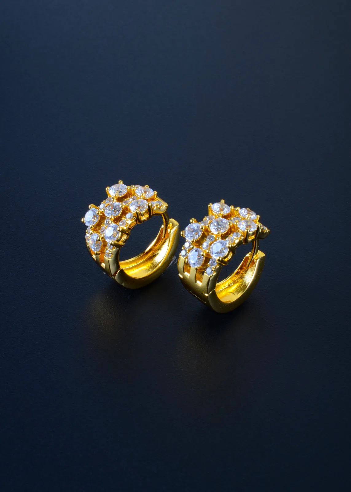 Ear-Hug-Baalis-Yellow-Gold-EAR001107a Ear Hug Baalis (Yellow Gold) EAR001107 - Image 1