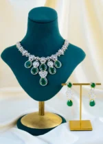 Emerald Bloom Luxury Necklace Set (Yellow Gold) NEC001560