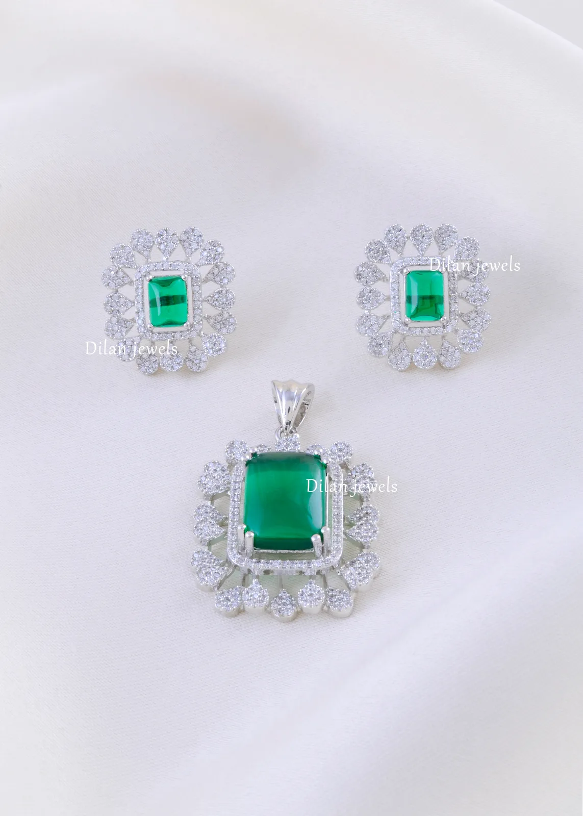 Emerald-Green-American-Diamond-Pendant-Set-Silver-PSET02379a Emerald Green American Diamond Pendant Set (Silver) PSET02379 - Image 1