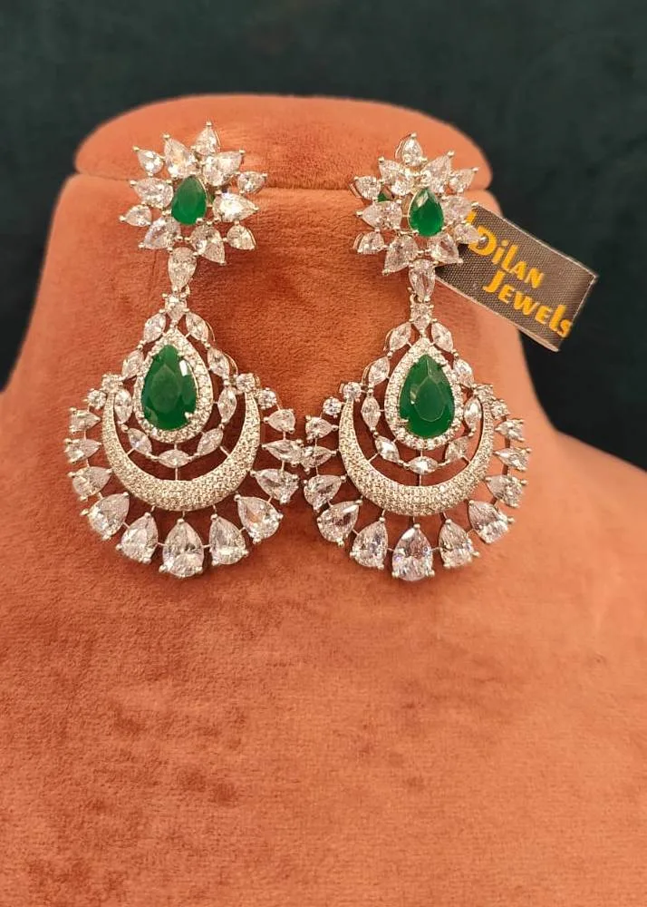 Emerald-Green-Diamond-Necklace-Set-White-Gold-NEC30012315b Emerald Green Diamond Necklace Set (White-Gold)- NEC30012315 - Image 1