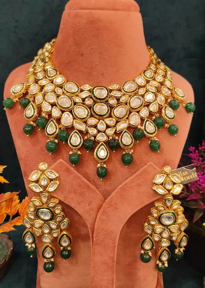 Emerald-Green-Kundan-Necklace-Set-NEC12012305a Emerald Green Kundan Necklace Set- NEC12012305 - Image 1