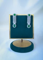 Emerald Green Royal Necklace Set (Silver) NEC001096 - Image 3