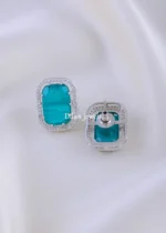 Emerald Radiance Pearl Choker Set (Silver) NEC002158 - Image 3