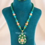 Emerald Vana Necklace Set (Yellow Gold) NEC002724