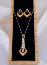 Enchanté Green Polki Set (Yellow Gold) NEC002006