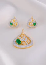 Floral Aura Emerald Pendant Set (Yellow Gold) PSET01915