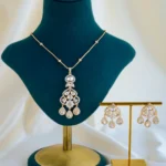 Fusion Polki Locket Set with Chain (Yellow Gold) NEC001445