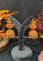 Goddess Lakshmi Temple Necklace Set- NEC30012319 - Image 4