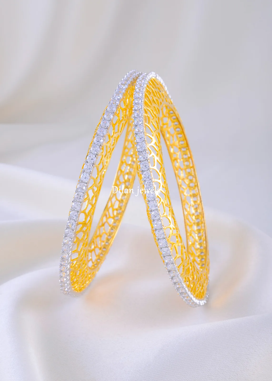 Golden-Lattice-Diamond-Bangles-Yellow-Gold-BAN002209a Golden Lattice Diamond Bangles (Yellow Gold) BAN002209 - Image 1