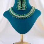 Green Gem Leaf Chandelier Jewelry Set (Yellow Gold) NEC002407