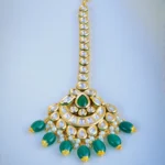 Green Kundan Mang Tika (Yellow Gold) ACC000967