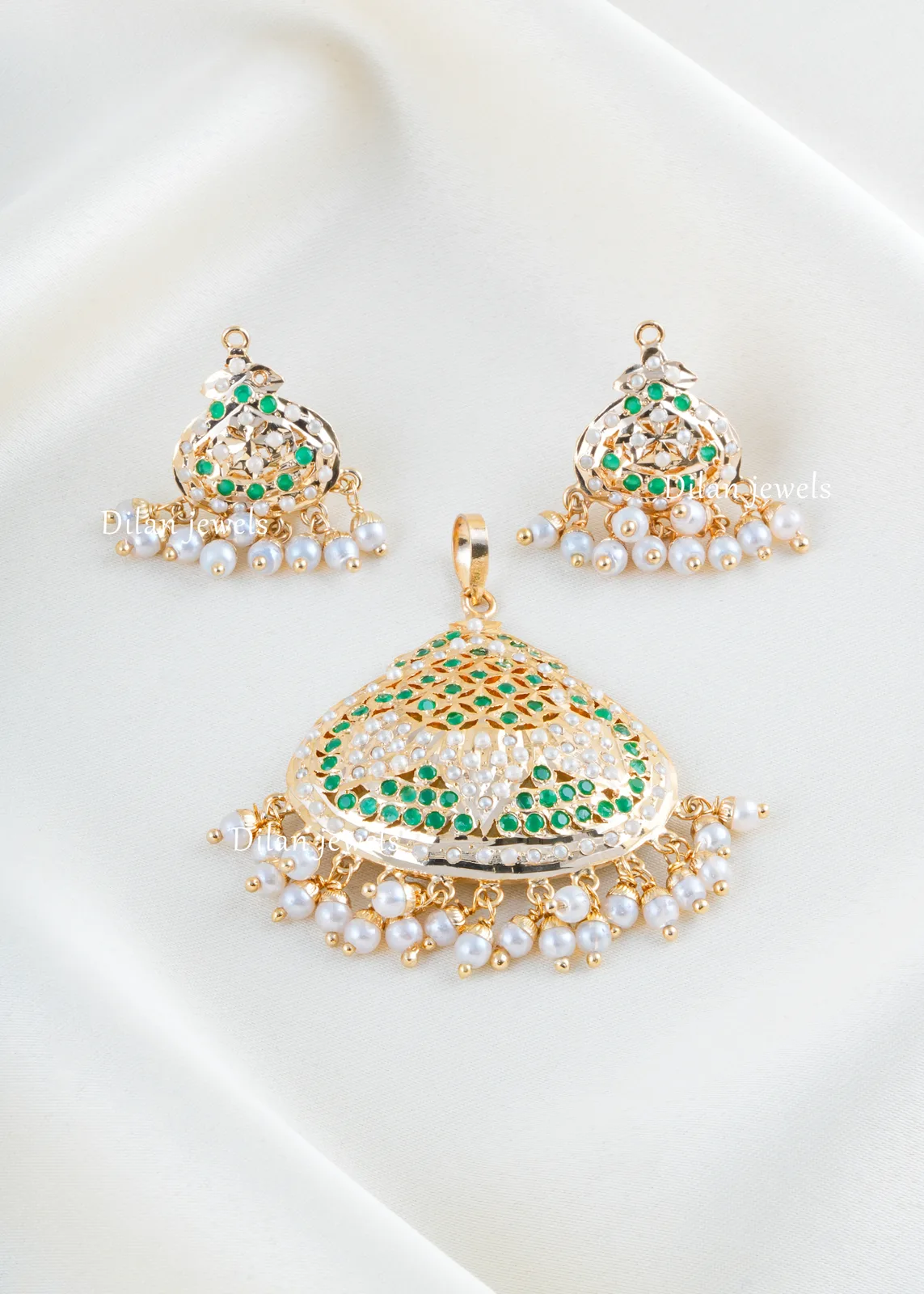 Green-Stone-Lattice-Pendant-with-Pearl-Drops-Yellow-Gold-PSET02472a Green Stone Lattice Pendant with Pearl Drops (Yellow Gold) PSET02472 - Image 1