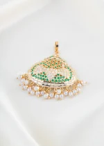 Green Stone Lattice Pendant with Pearl Drops (Yellow Gold) PSET02472 - Image 3