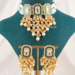 Gulbahar Kundan Necklace Set (Yellow Gold) NEC002714