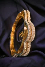 Heart Single Line Bangles (Yellow-Gold) BAN000405
