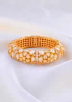 Heritage Polki Luxe Bangle ( Yellow Gold ) BRA002160 - Image 2