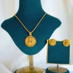 Krishna Round Locket Set With Chain (Antique Gold) NEC001433