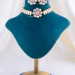 Kundan Bloom Diamond Choker Set (Yellow Gold) NEC002405
