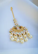 Kundan Pearl Chand Mang Tika (Yellow Gold) ACC000966 - Image 3