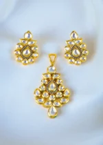 Kundan Polki Pendant Set (Yellow Gold) PSET01359