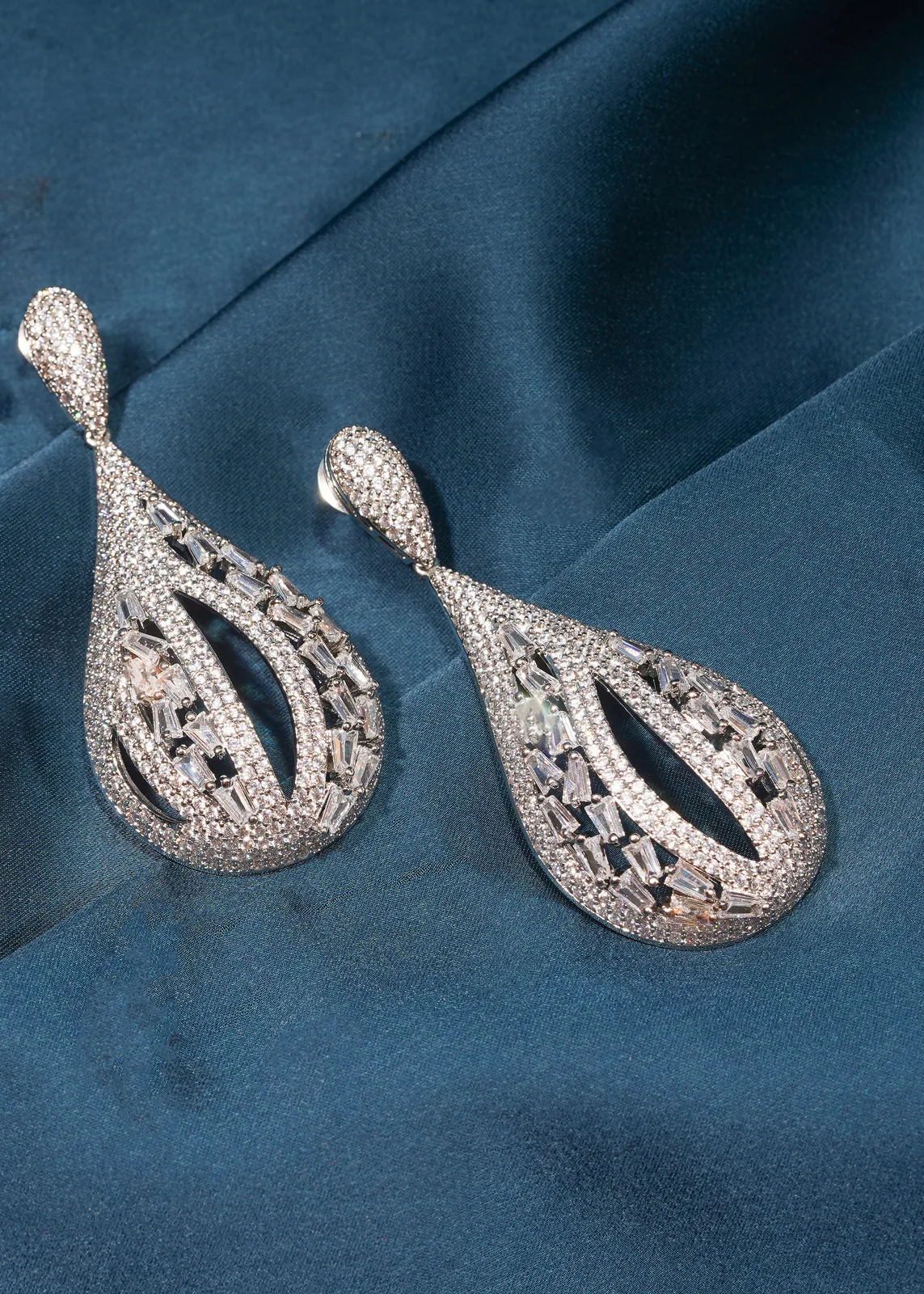 Long-Diamond-Earrings-Silver-EAR000477a Long Diamond Earrings (Silver) EAR000477 - Image 1