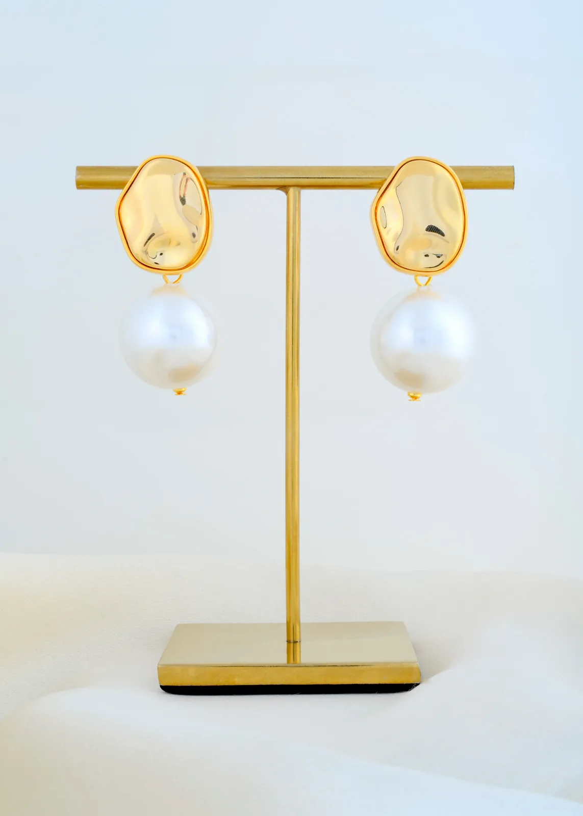 Molten-Muse-Pearl-Earrings-Yellow-Gold-EAR00817-EAR001817 Molten Muse Pearl Earrings (Yellow Gold) EAR00817 - Image 1