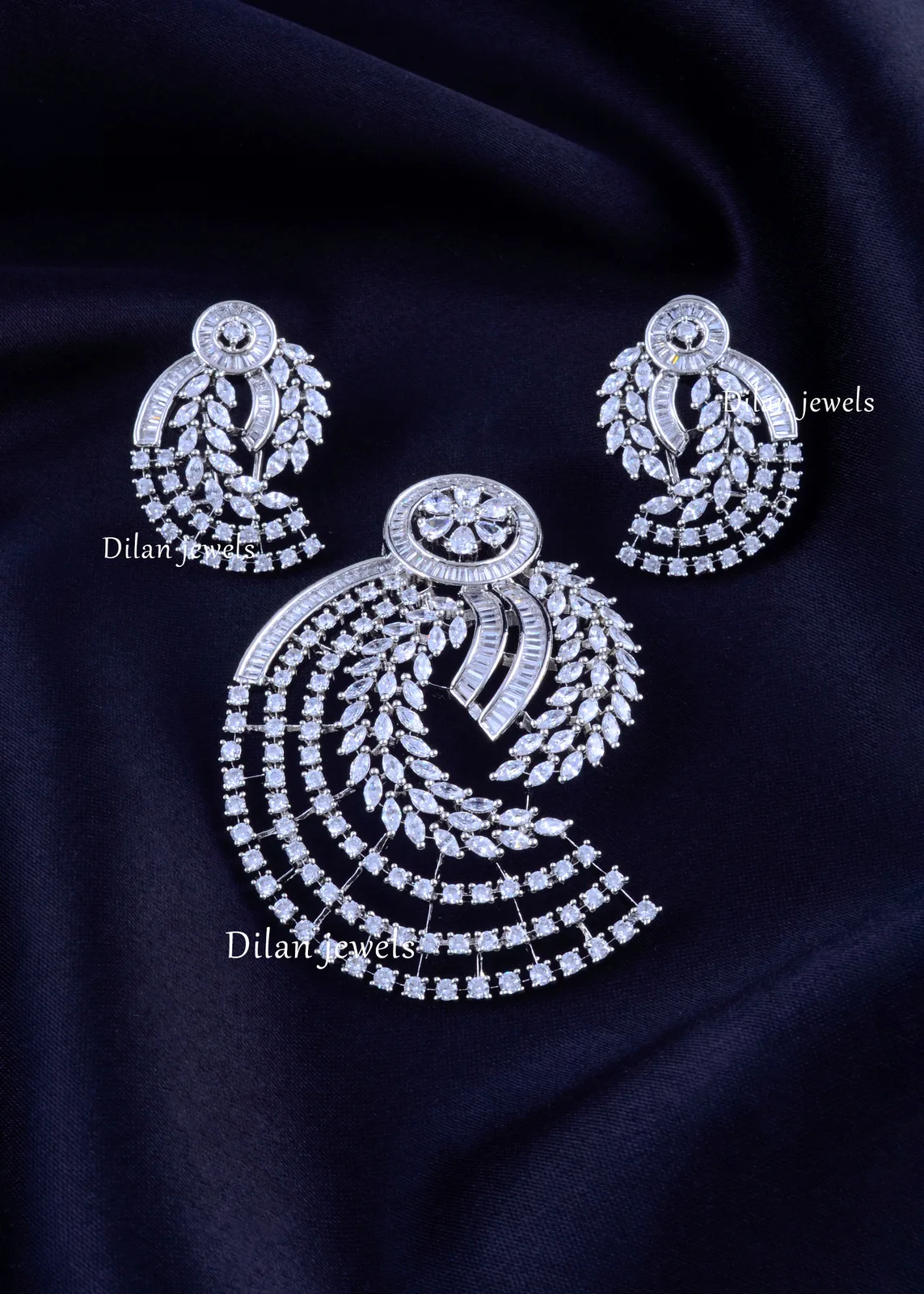 Noor-Cascade-Pendant-Set-Silver-PSET02419a Noor Cascade Pendant Set (Silver) PSET02419 - Image 1