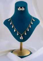 Noor-E-Kundan Set (Yellow Gold) NEC002019